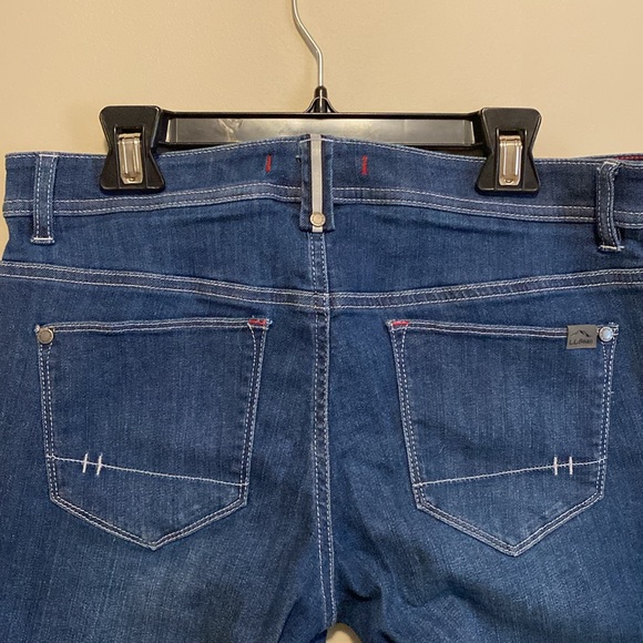 L.L. Bean Jeans. Size 8. - Picture 7 of 11